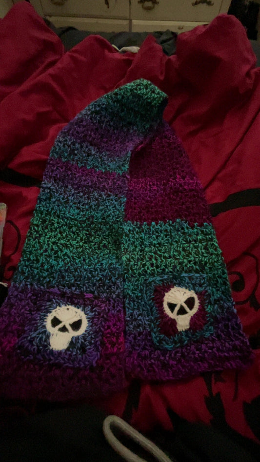 Skull scarf